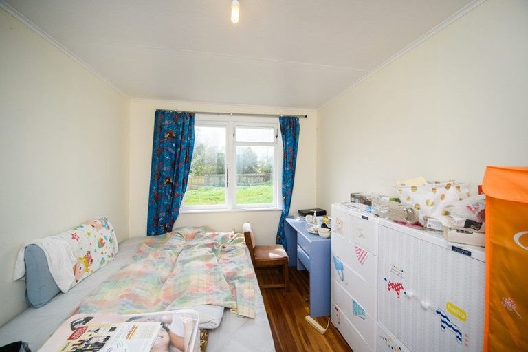 Photo of property in 34 Crewe Crescent, Hokowhitu, Palmerston North, 4410