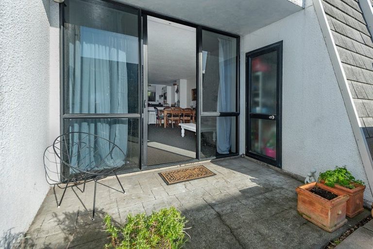 Photo of property in 2/88 Antigua Street, Addington, Christchurch, 8024