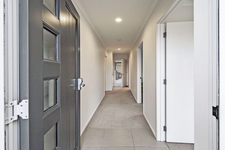 Photo of property in 9 Burford Way, Rolleston, 7615
