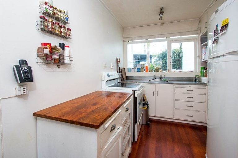 Photo of property in 2/55a Hepburn Street, Freemans Bay, Auckland, 1011