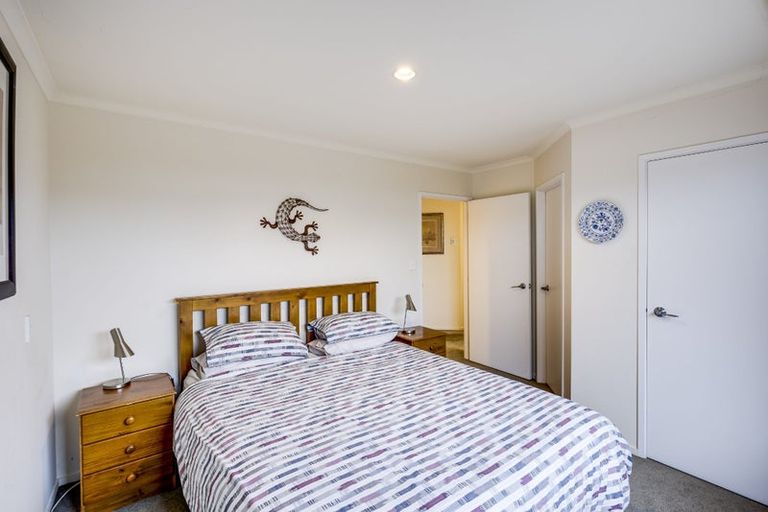 Photo of property in 3 Waitaha Place, Clive, 4102