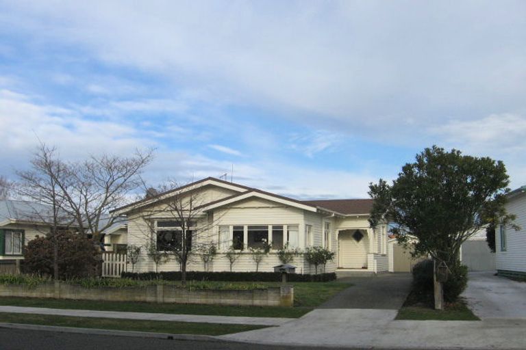 Photo of property in 109 Duchess Crescent, Mayfair, Hastings, 4122