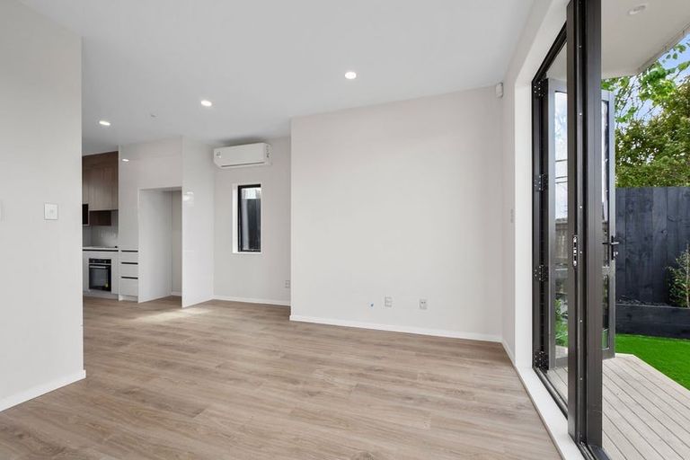 Photo of property in 4/88 Gloria Avenue, Te Atatu Peninsula, Auckland, 0610