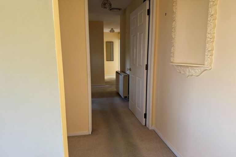 Photo of property in 2/38 Beauford Place, Parklands, Christchurch, 8083