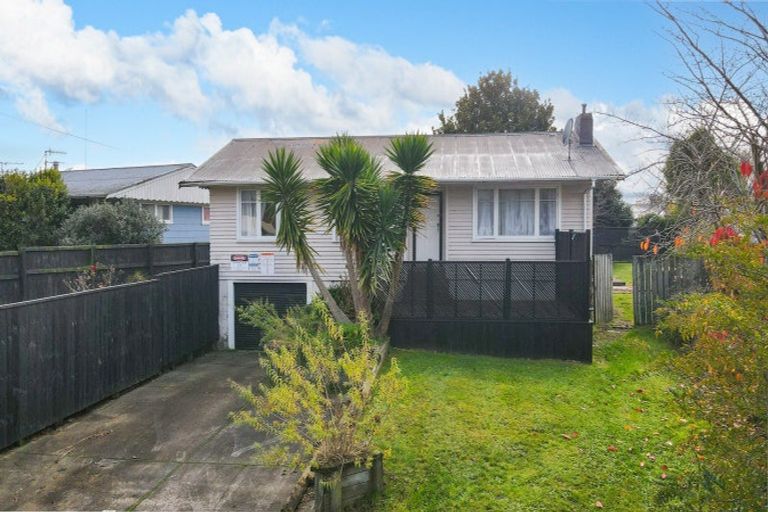Photo of property in 3 Kahu Street, Utuhina, Rotorua, 3015