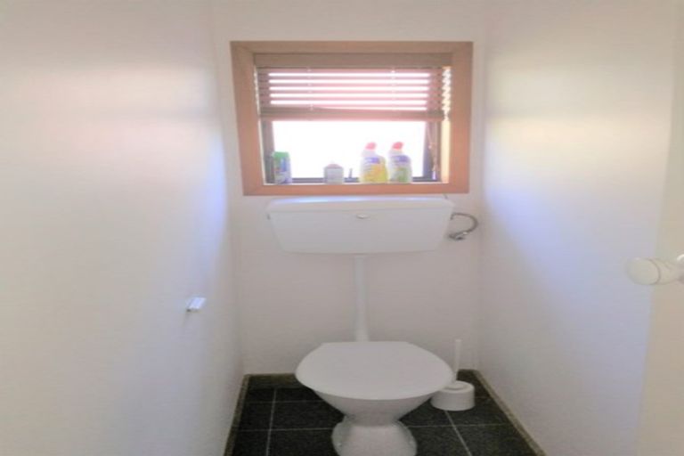 Photo of property in 51 Devon Road, Bucklands Beach, Auckland, 2012