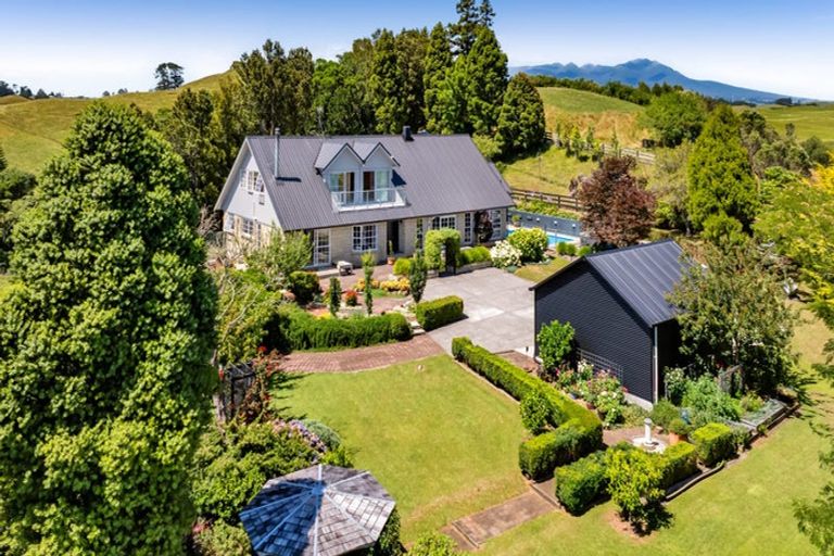 Photo of property in 58 Atkinson Road, Hurworth, New Plymouth, 4371