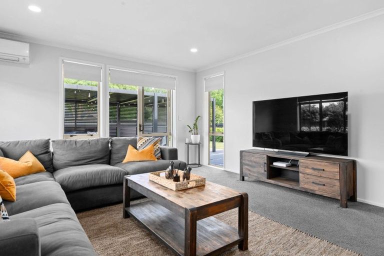 Photo of property in 1 Gresham Place, Rototuna North, Hamilton, 3210