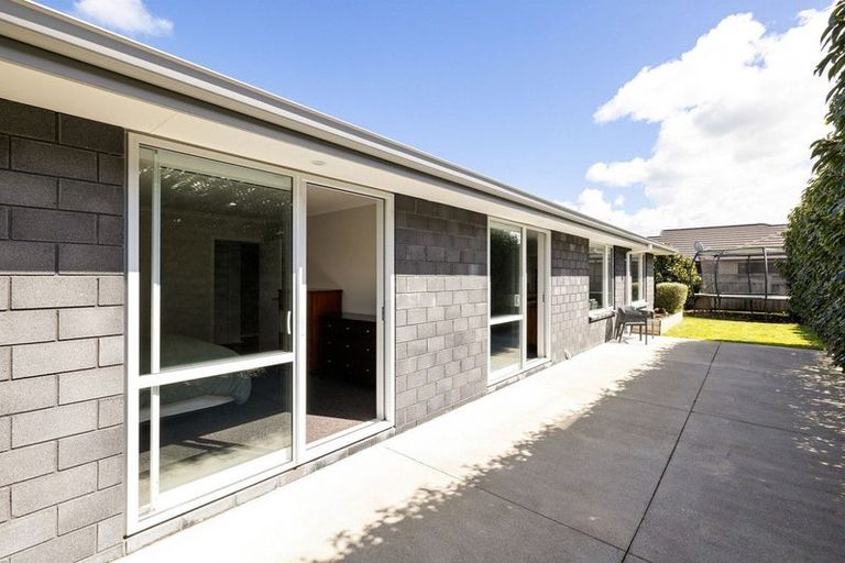 Photo of property in 81 Jarrett Terrace, Leamington, Cambridge, 3432