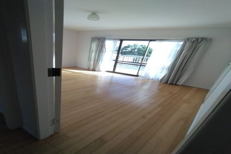 Photo of property in 21 Linwood Avenue, Forrest Hill, Auckland, 0620