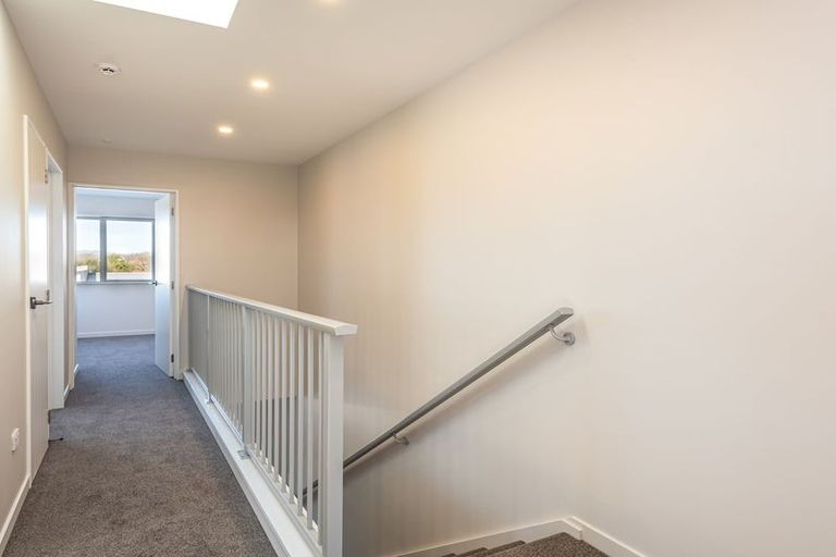 Photo of property in 5 Kakapo Lane, Redwood, Christchurch, 8051