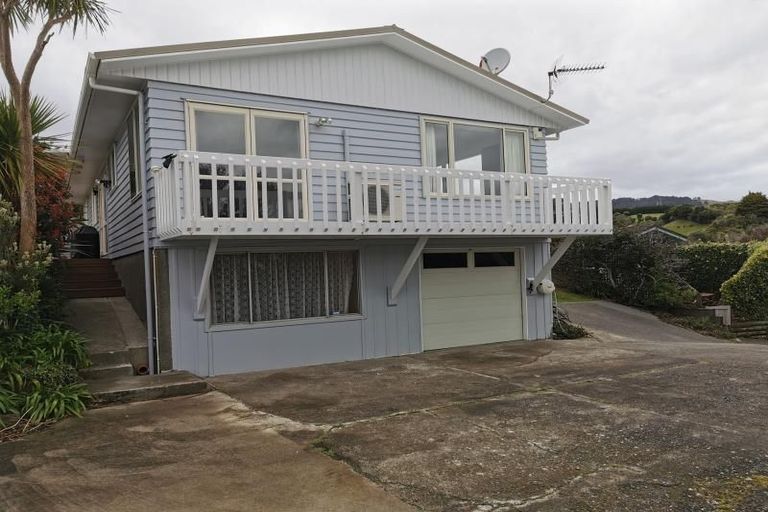Photo of property in 3a Morgan Place, Tawa, Wellington, 5028