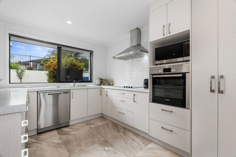 Photo of property in 4 Rolling Stone Rise, Tikipunga, Whangarei, 0112