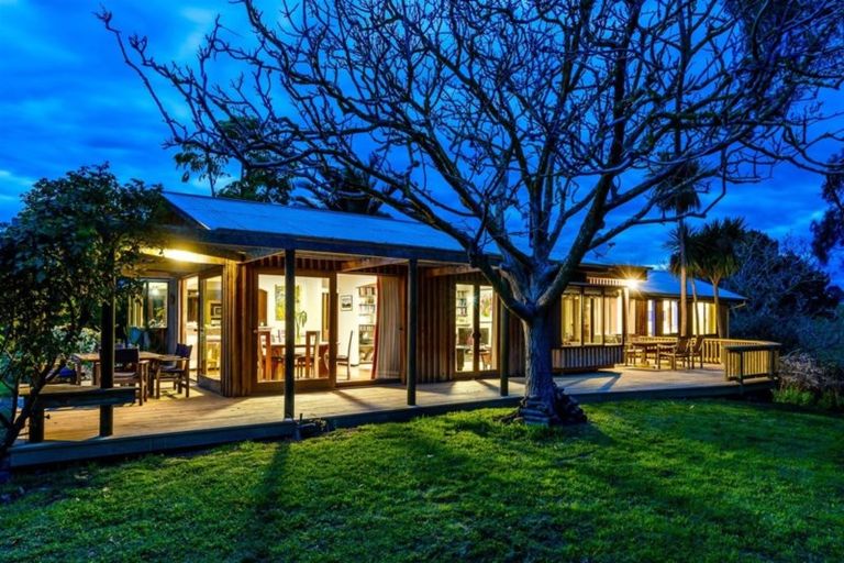 Photo of property in 235 Poraiti Road, Poraiti, Napier, 4182