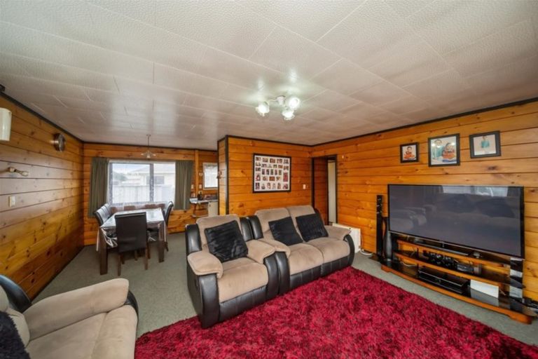 Photo of property in 42 Tawa Street, Hawera, 4610