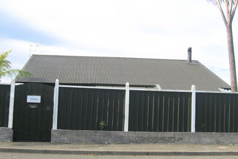 Photo of property in 13 Selwyn Road, Hospital Hill, Napier, 4110