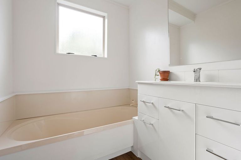 Photo of property in 70 Taylor Avenue, Te Awamutu, 3800