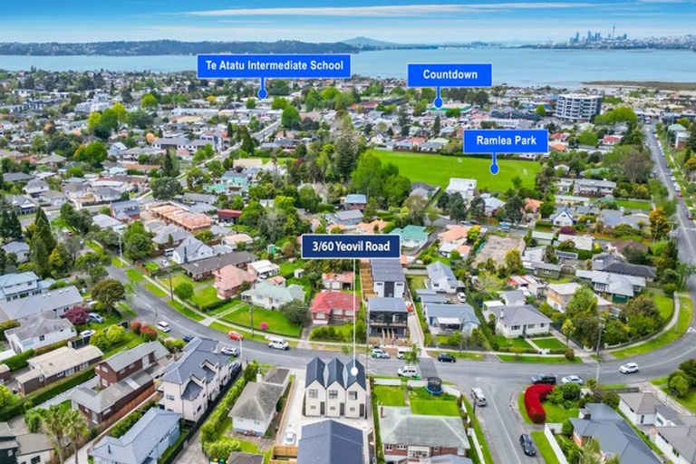 Photo of property in 2/60 Yeovil Road, Te Atatu Peninsula, Auckland, 0610