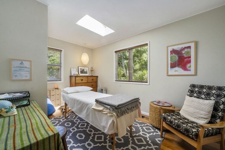 Photo of property in 44 Baroda Street, Khandallah, Wellington, 6035