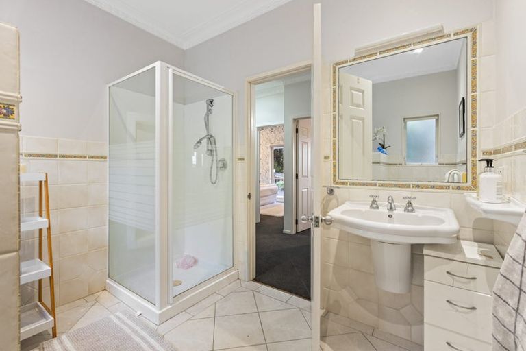 Photo of property in 247 Paremoremo Road, Lucas Heights, Auckland, 0632