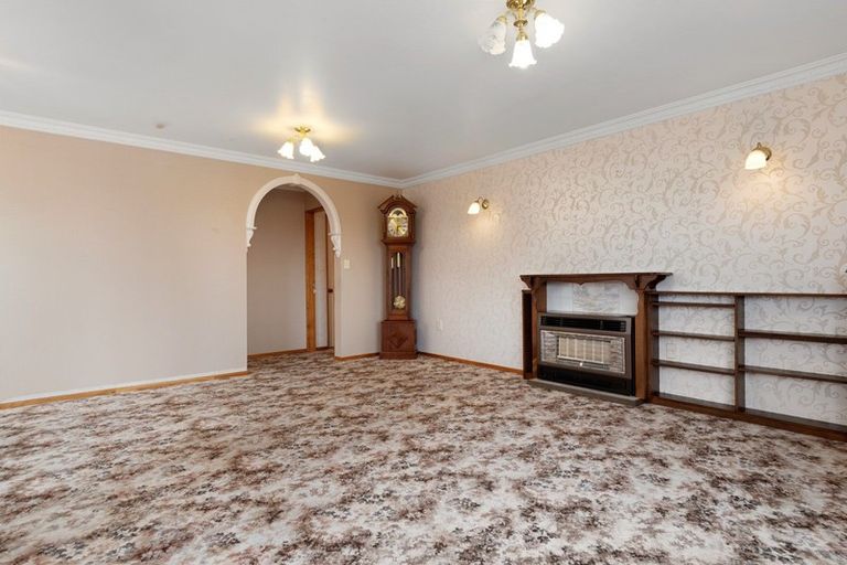 Photo of property in 1 Rangataua Street, Welcome Bay, Tauranga, 3112