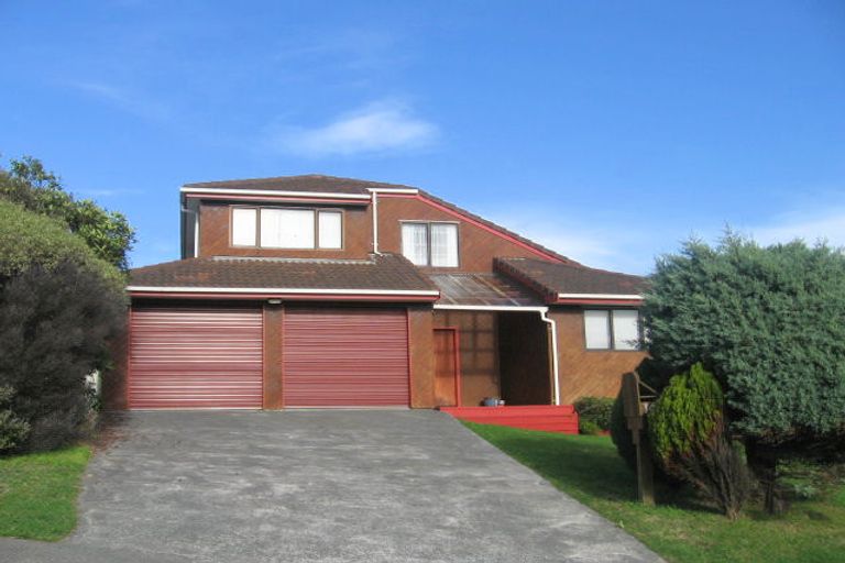 Photo of property in 14 Halladale Road, Papakowhai, Porirua, 5024