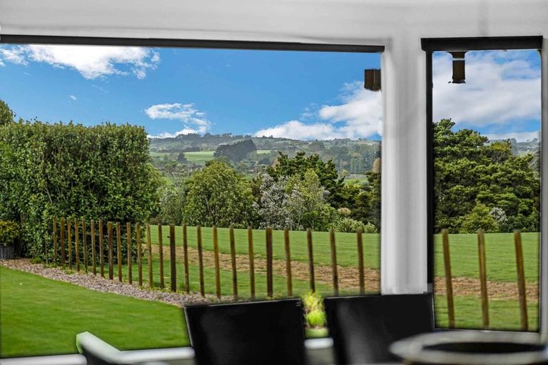 Photo of property in 1093 Glenbrook Road, Glenbrook, Waiuku, 2681