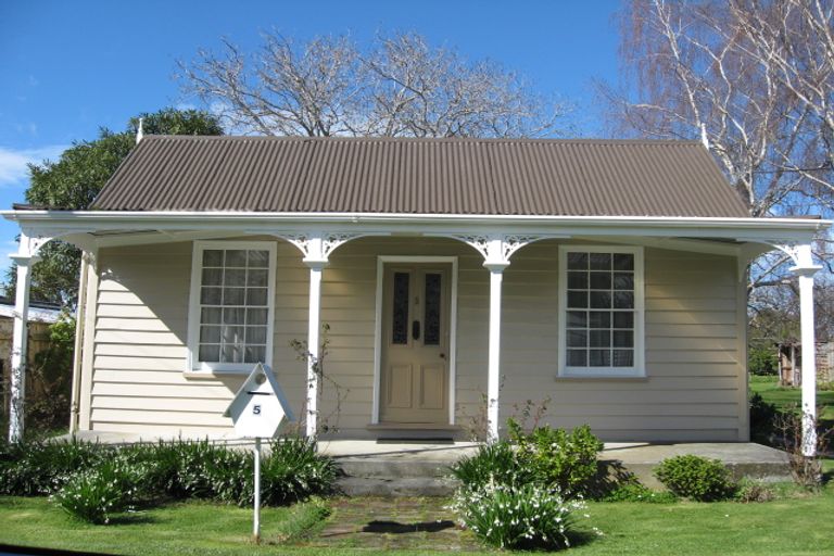 Photo of property in 5 Horton Street, Greytown, 5712