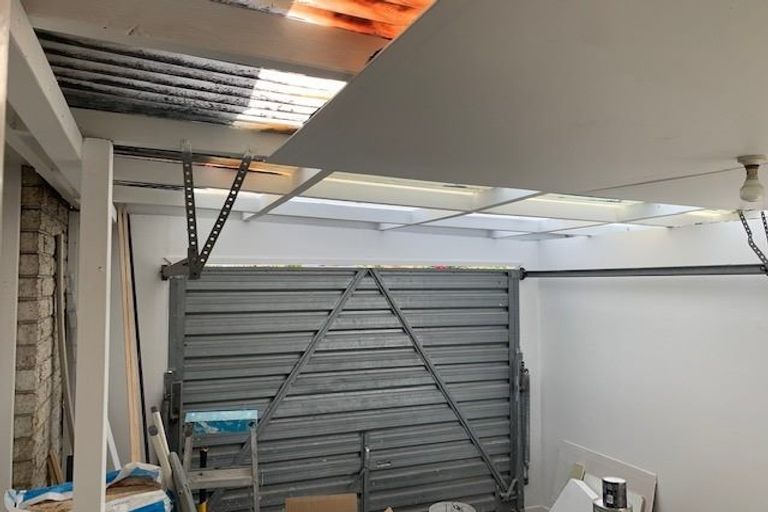 Photo of property in 2/22 Gladys Avenue, Glenfield, Auckland, 0629