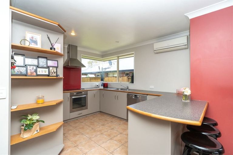 Photo of property in 62 Barrington Drive, Huntington, Hamilton, 3210