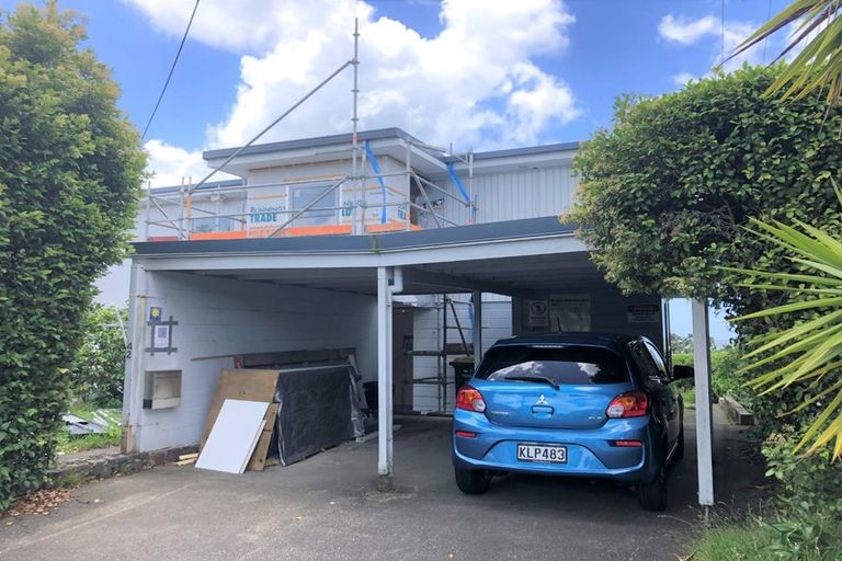 Photo of property in 1/42 Seacliffe Avenue, Belmont, Auckland, 0622