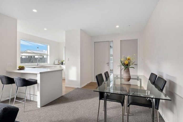 Photo of property in 8b Halliwell Avenue, Papanui, Christchurch, 8052