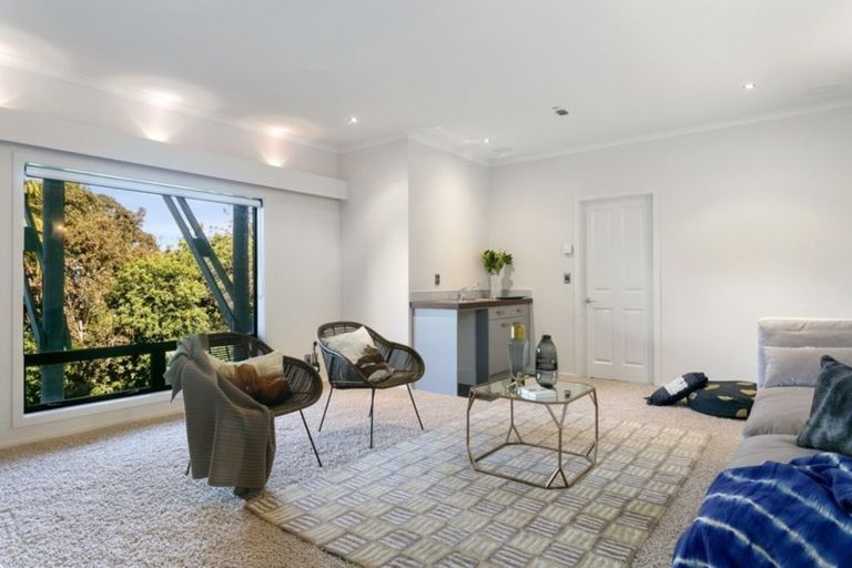 Photo of property in 3 Whakamoenga Point, Acacia Bay, Taupo, 3385