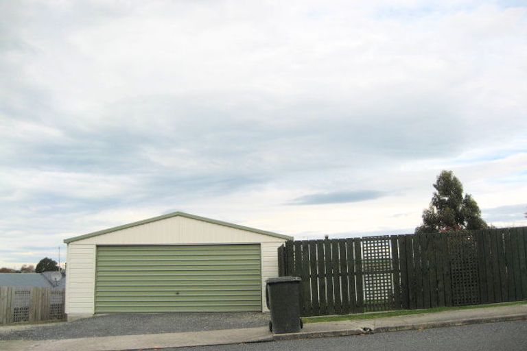 Photo of property in 17 Moir Street, Balclutha, 9230