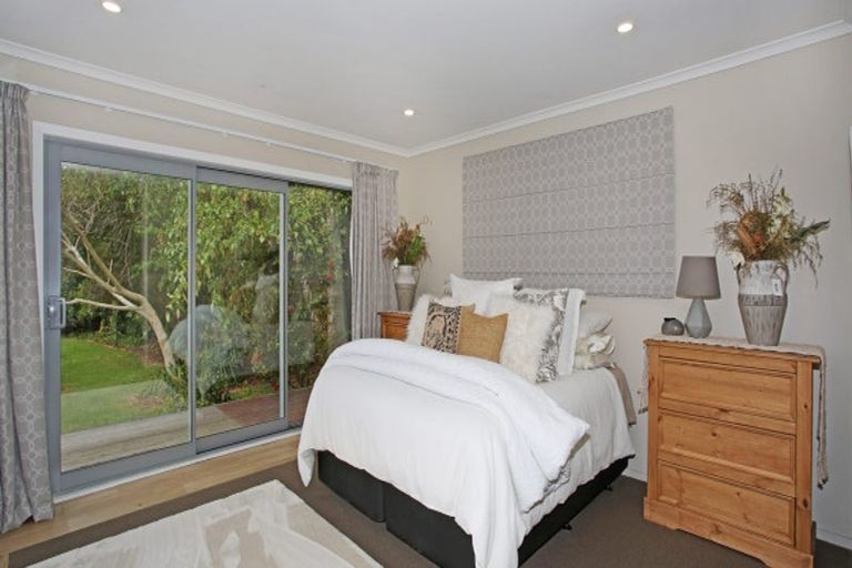 Photo of property in 332a Karaka Road, Karaka, Drury, 2578