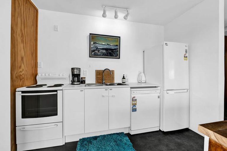 Photo of property in 28 Terou Street, Manaia, 4612