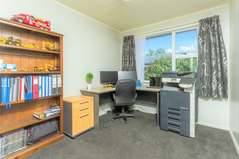 Photo of property in 12 Kauri Street, Stoke, Nelson, 7011