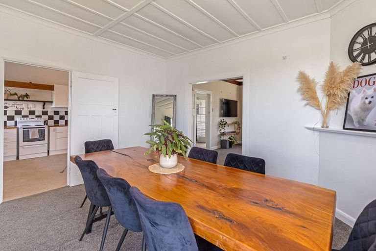 Photo of property in 42 King Street, Marton, 4710