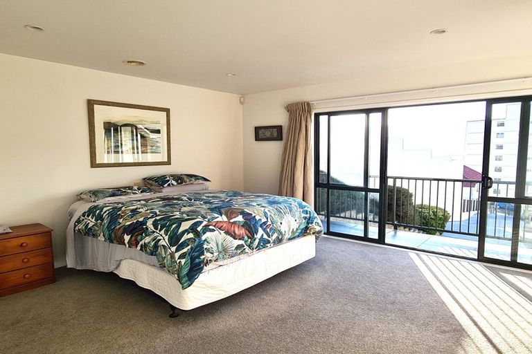 Photo of property in 7/22 Oriental Terrace, Oriental Bay, Wellington, 6011