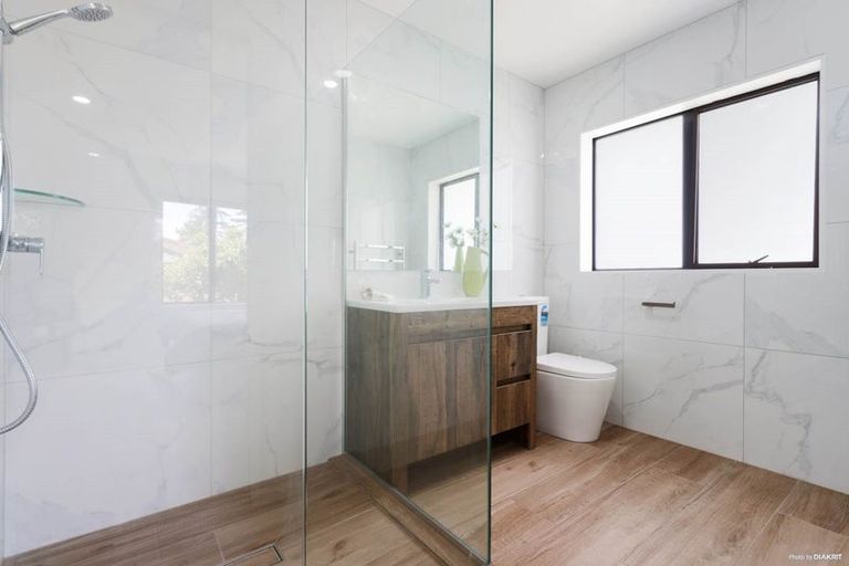 Photo of property in 189 Burswood Drive, Burswood, Auckland, 2013