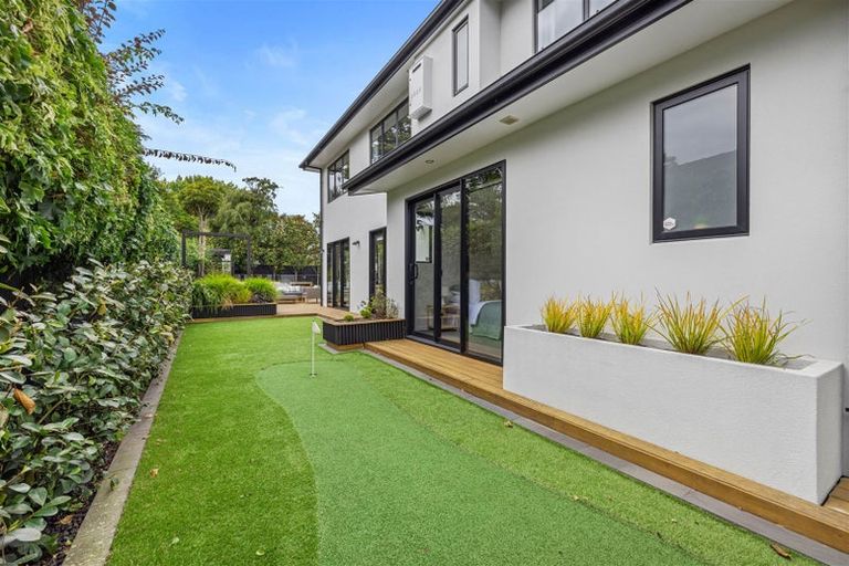 Photo of property in 20 Barlow Street, Ilam, Christchurch, 8041