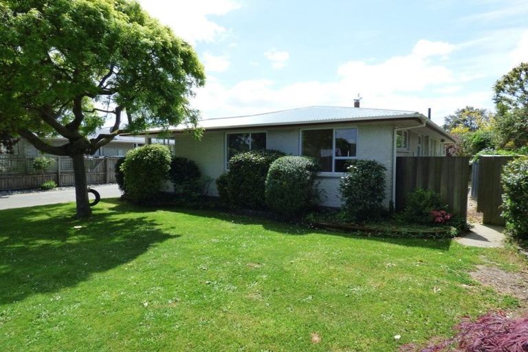 Photo of property in 1/210 Yaldhurst Road, Avonhead, Christchurch, 8042