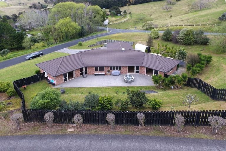 Photo of property in 52 Puhoi Road, Puhoi, Warkworth, 0994
