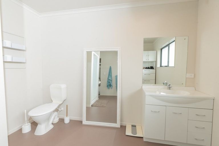 Photo of property in 42a Aronui Road, Bridge Hill, Alexandra, 9320