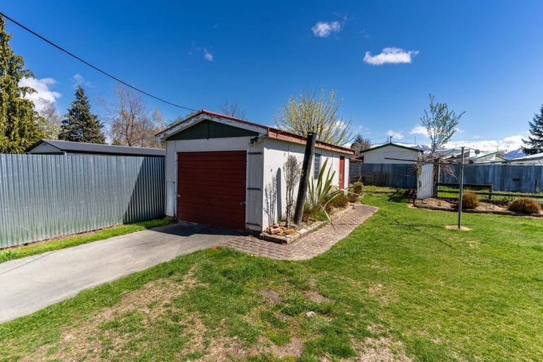 Photo of property in 8 Rata Road, Twizel, 7901