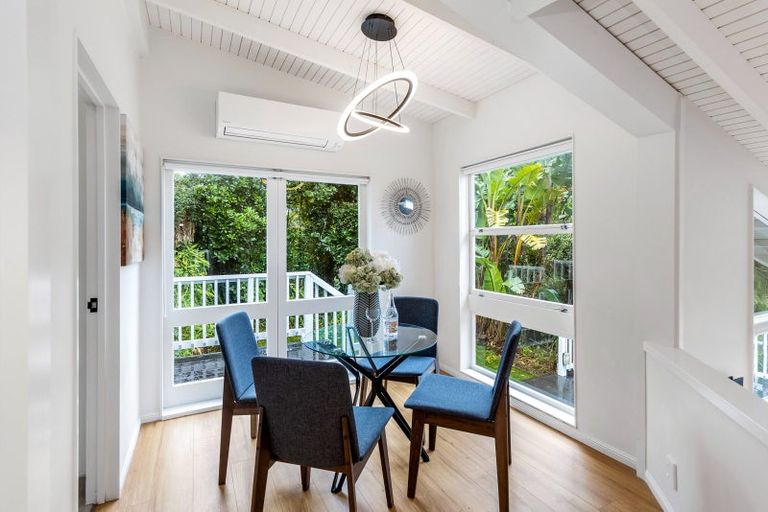 Photo of property in 157 Woodlands Park Road, Titirangi, Auckland, 0604