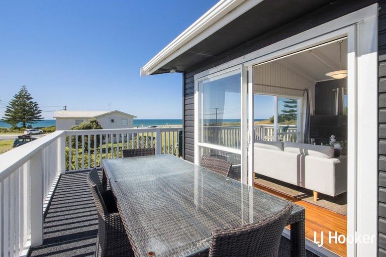 Photo of property in 287 Seaforth Road, Waihi Beach, 3611