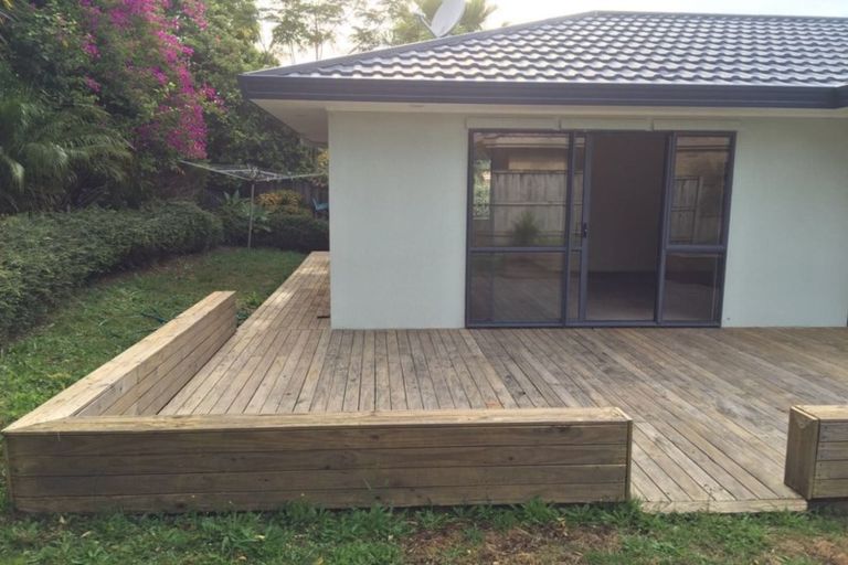 Photo of property in 24 Pukatea Avenue, Albany, Auckland, 0632