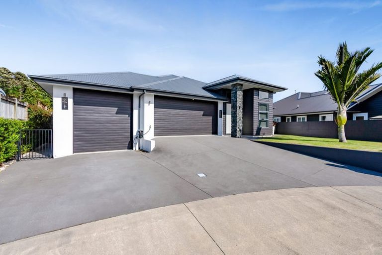 Photo of property in 10 Augusta Grove, Waiwhakaiho, New Plymouth, 4312