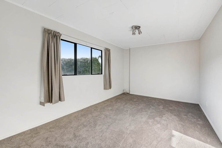 Photo of property in 14b Kestrel Heights, Arkles Bay, Whangaparaoa, 0932